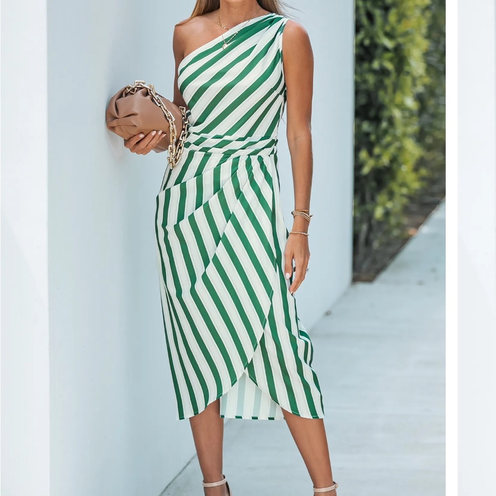 NWT Cupshe Striped One-Shoulder Ruched Midi Dress